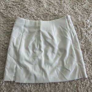 Uniqlo White Mini Skirt